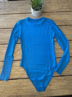 NWOT Women's Loose fit Long-Sleeve One-Piece Bodysuit, Bright Blue, Sz Medium